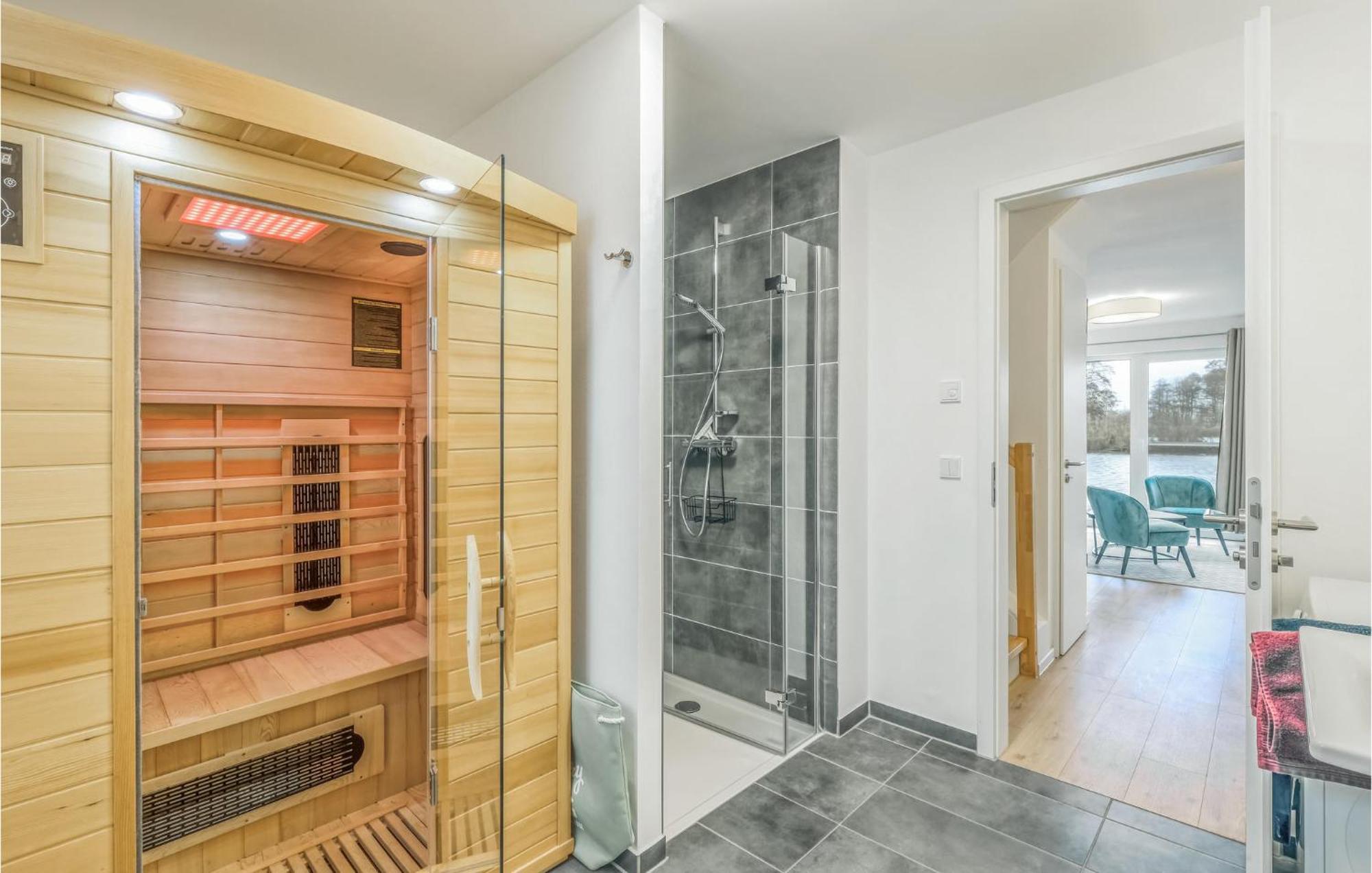 Amazing Home In Tossens With Wifi Екстер'єр фото